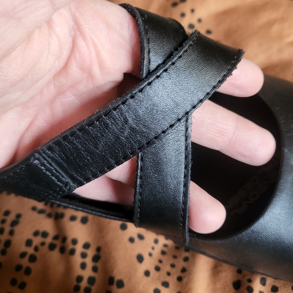 Abeo Black Leather Mules - Picture 14 of 15